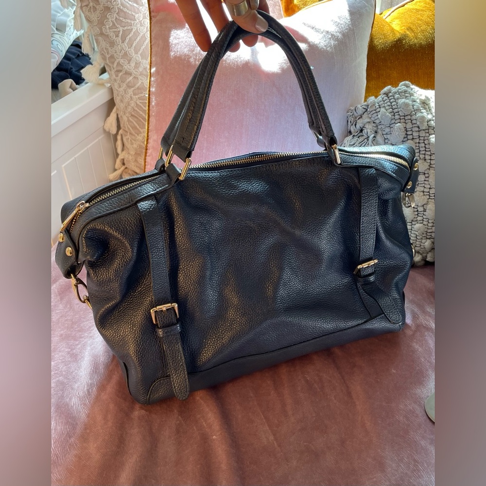 Oradelphne navy handbag